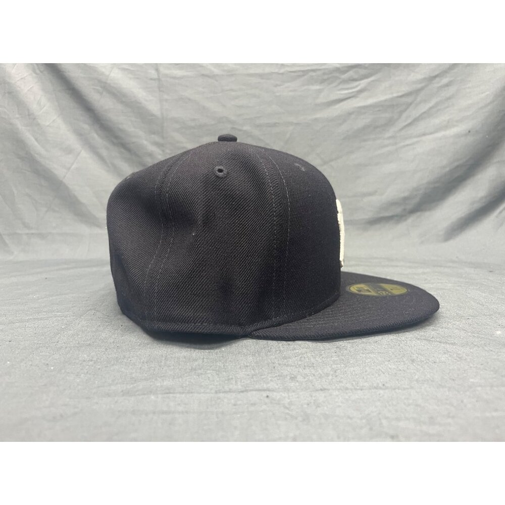 New Era 59Fifty New York Yankees Fitted Cap Navy Size 7 1/4 NEW WITH TAGS! - Picture 5 of 8
